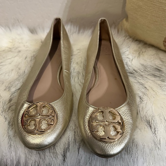 Gorgeous Tory Burch gold metallic tumbled leather Claire ballet flats SZ 7 1/2" - Picture 3 of 7